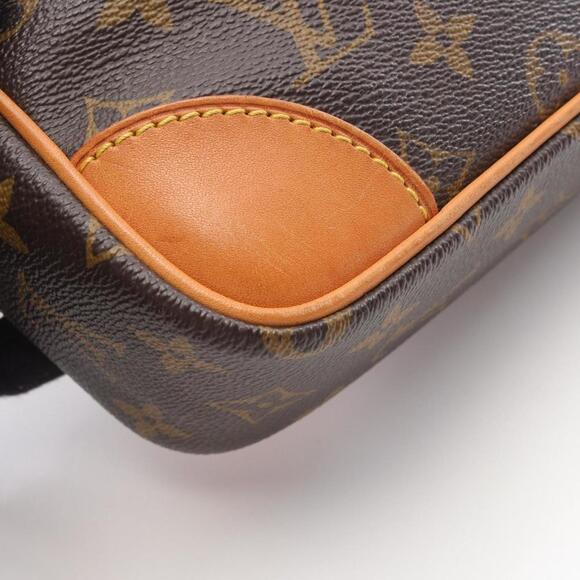 LOUIS VUITTON Brown Monogram Leather Shoulder Bag - Picture 7 of 13